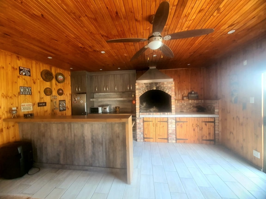 To Let 1 Bedroom Property for Rent in Cambridge West Eastern Cape